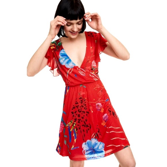 Desigual Dresses & Skirts - Desigual Miranda Flutter Sleeve Dress Women’s Size M Surplice Neckline Floral